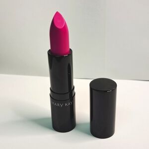 Mary Kay Matte Lipstick 💄 PAPARAZZI  PINK